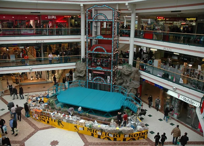 Vienna Shopping Center 8 Appartment